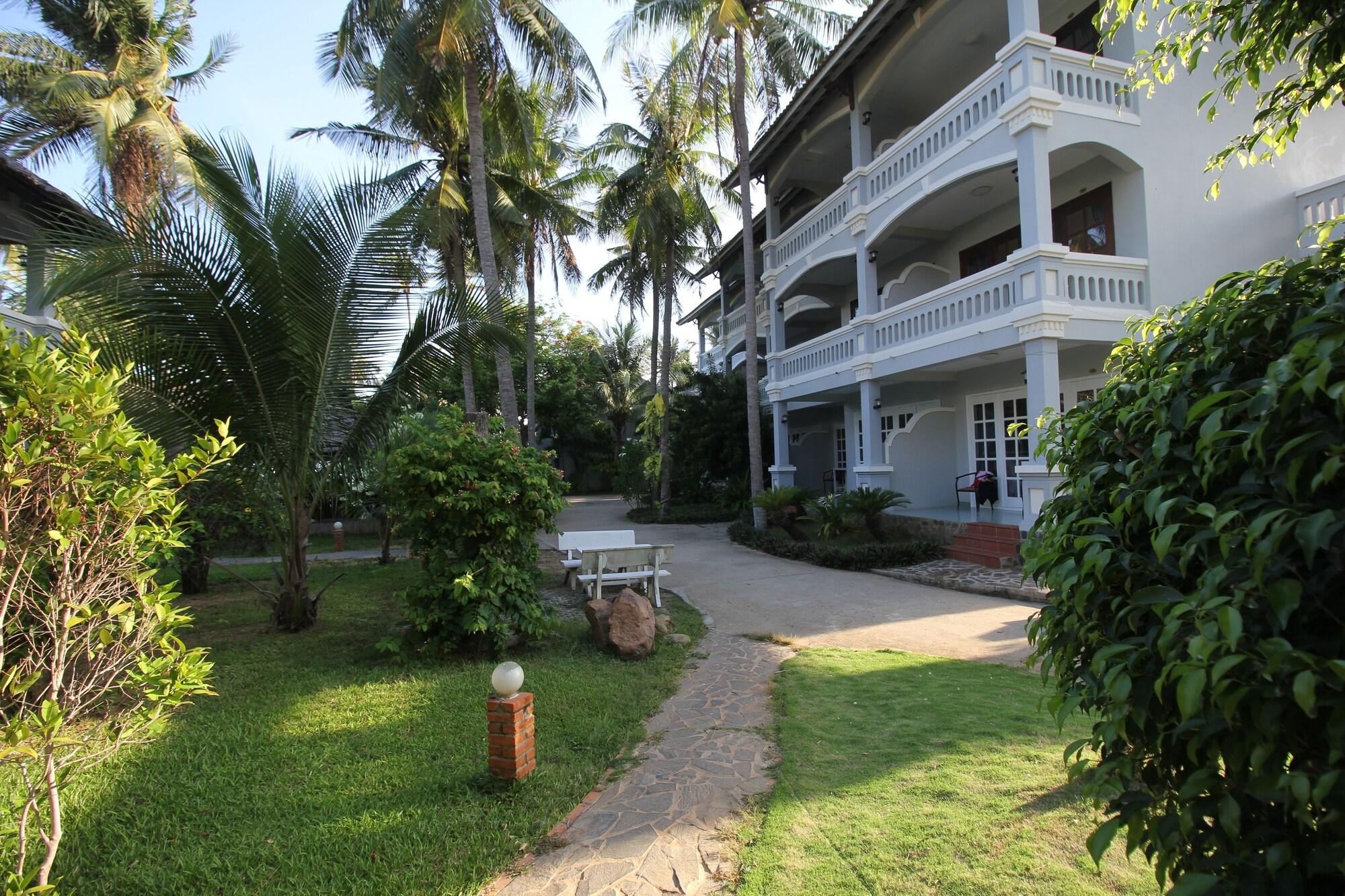 Little Paris Resort Phan Thiet Kültér fotó