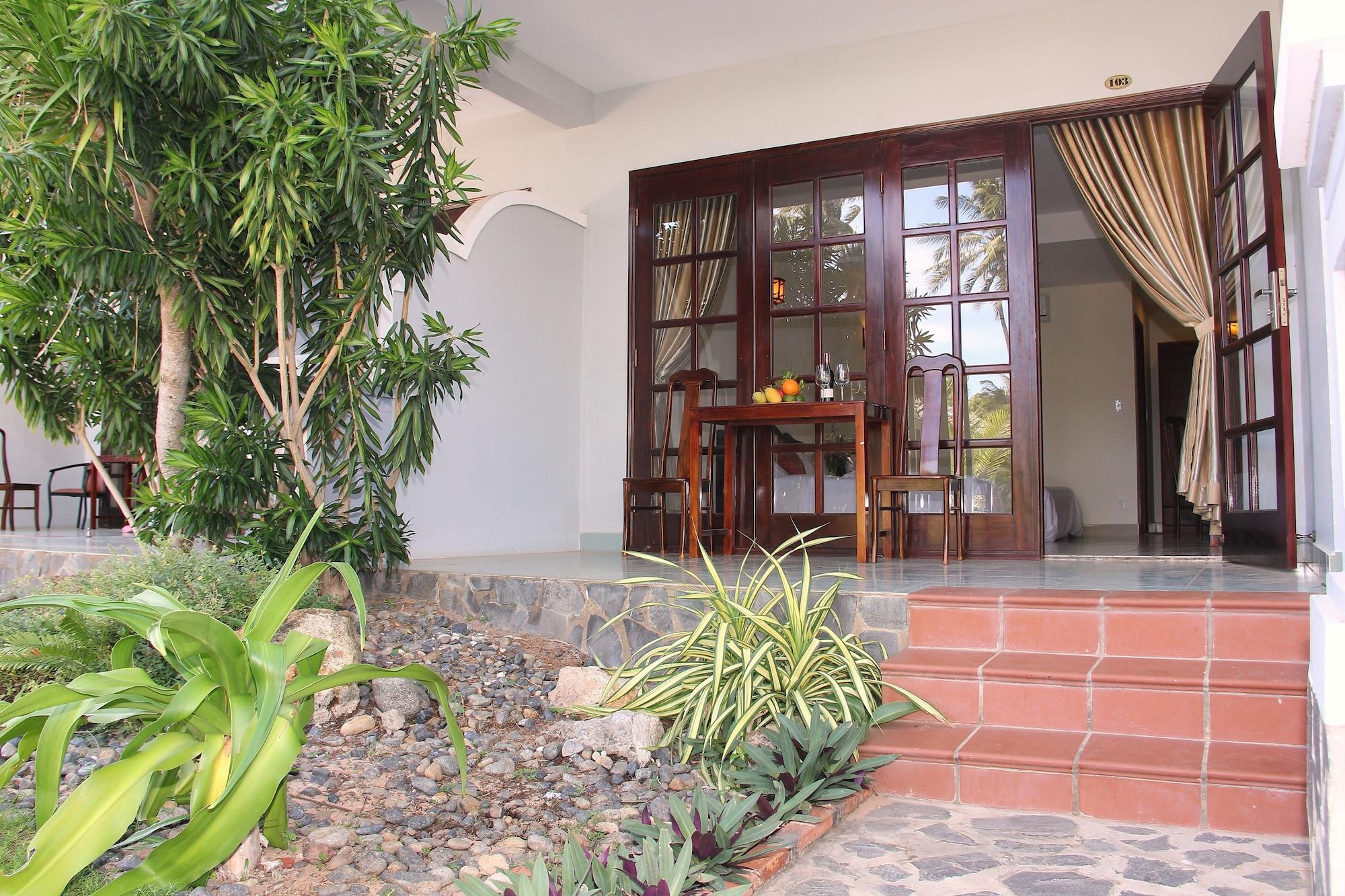 Little Paris Resort Phan Thiet Kültér fotó